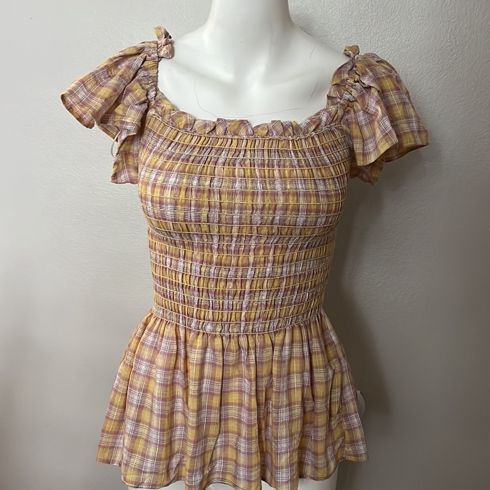 Max Studio top size M